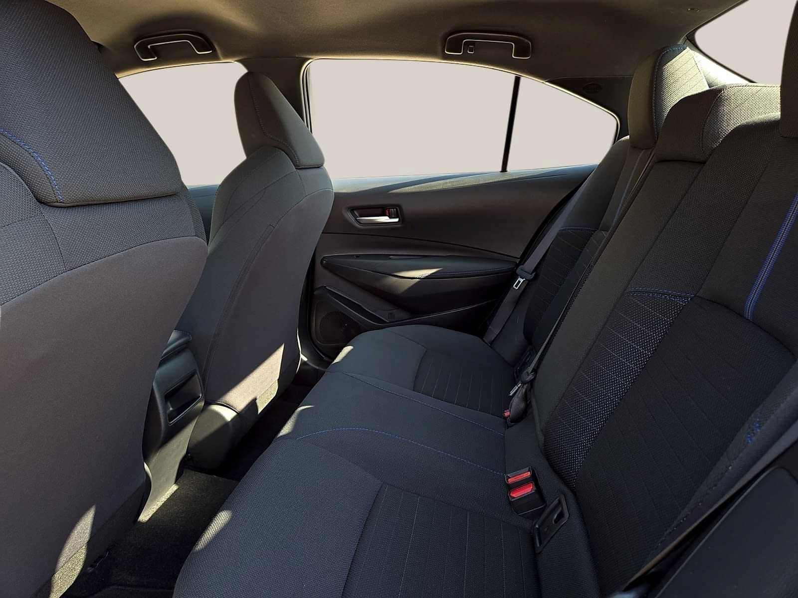 Used 2022 Toyota Corolla SE FWD image 10