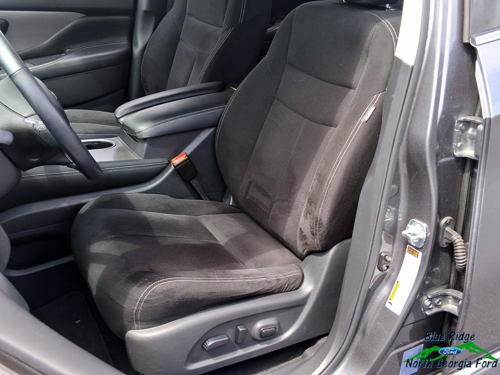 Used 2021 Nissan Murano SV FWD image 11