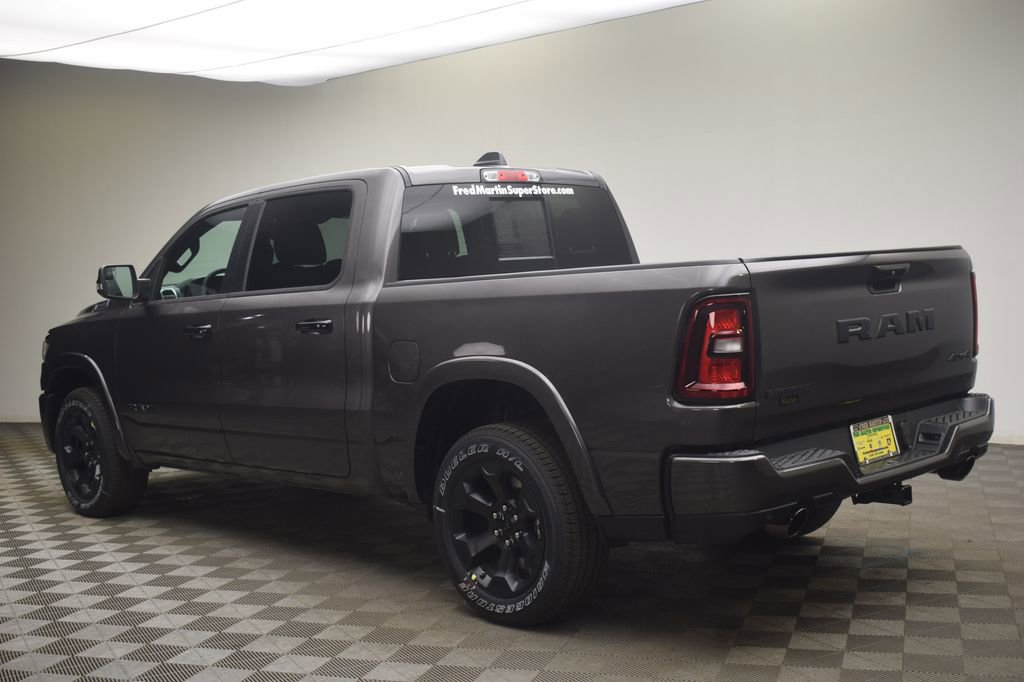 New 2026 RAM 1500 4x4 Crew Cab image 12