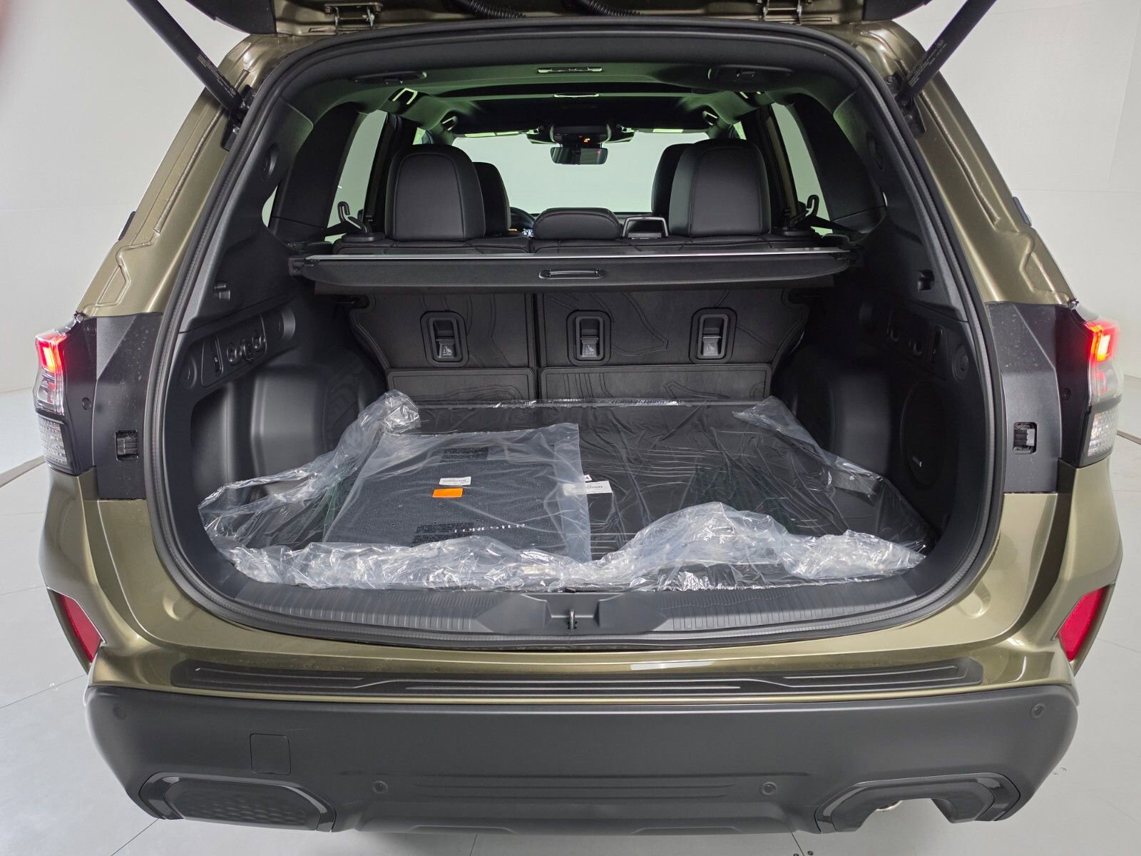 New 2026 Subaru Forester Limited AWD/4WD image 15