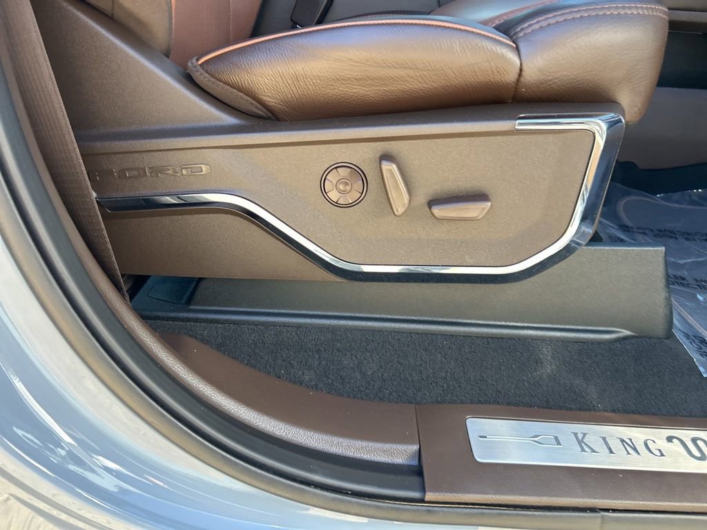Used 2025 Ford F350 King Ranch w/ Tremor Off-Road Package image 40