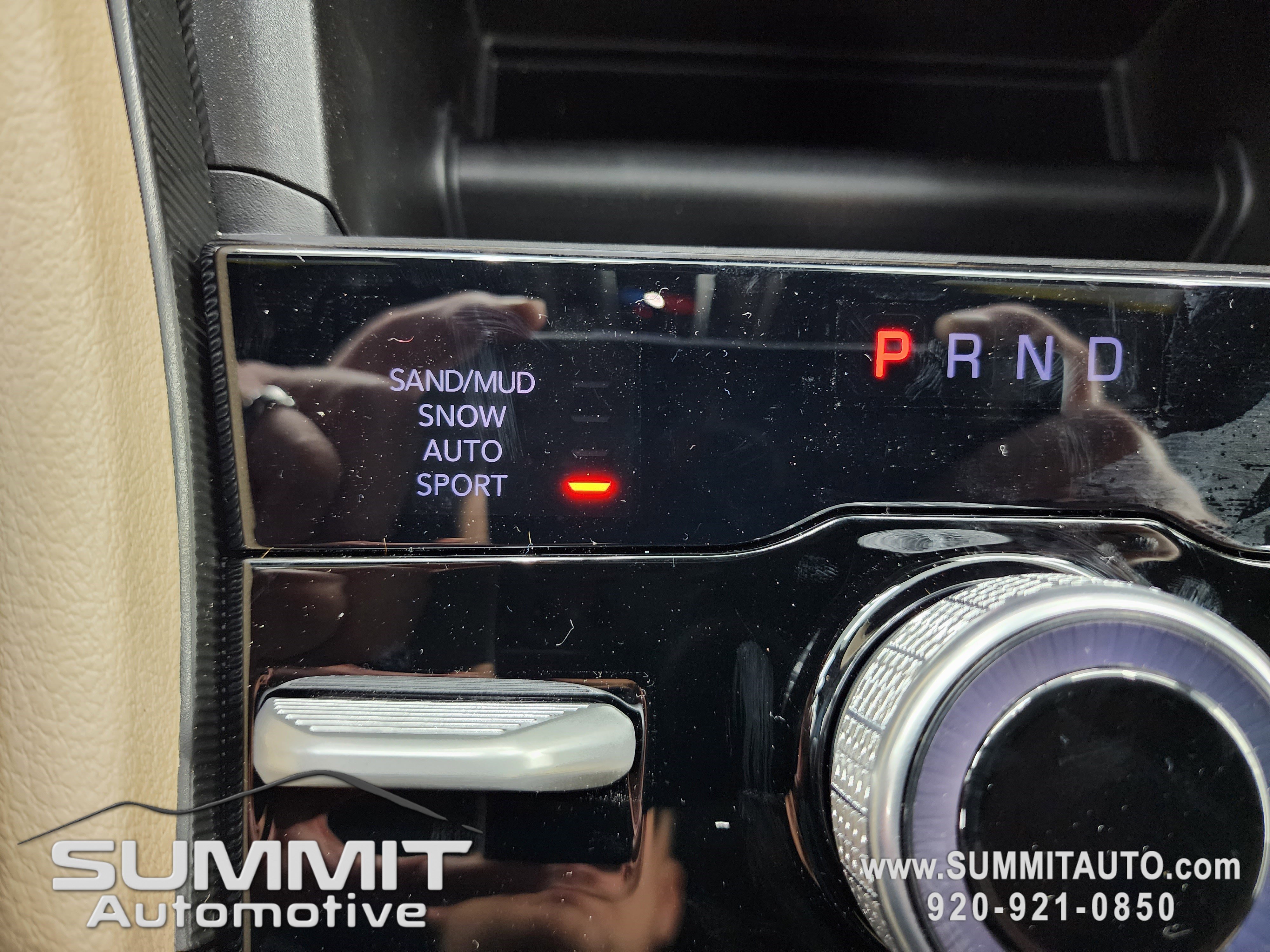 New 2025 Jeep Grand Cherokee Limited w/ Black Appearance Package image 67