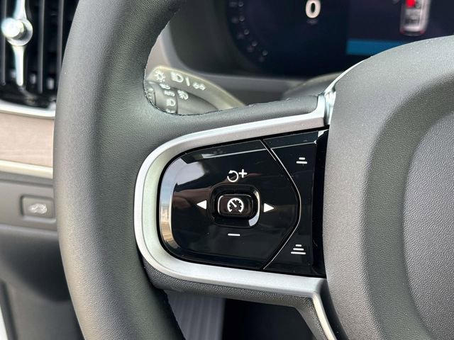 New 2026 Volvo XC90 B6 Plus image 25