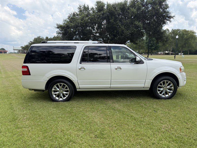 Used 2015 Ford Expedition EL Limited w/ Equipment Group 301A RWD image 6