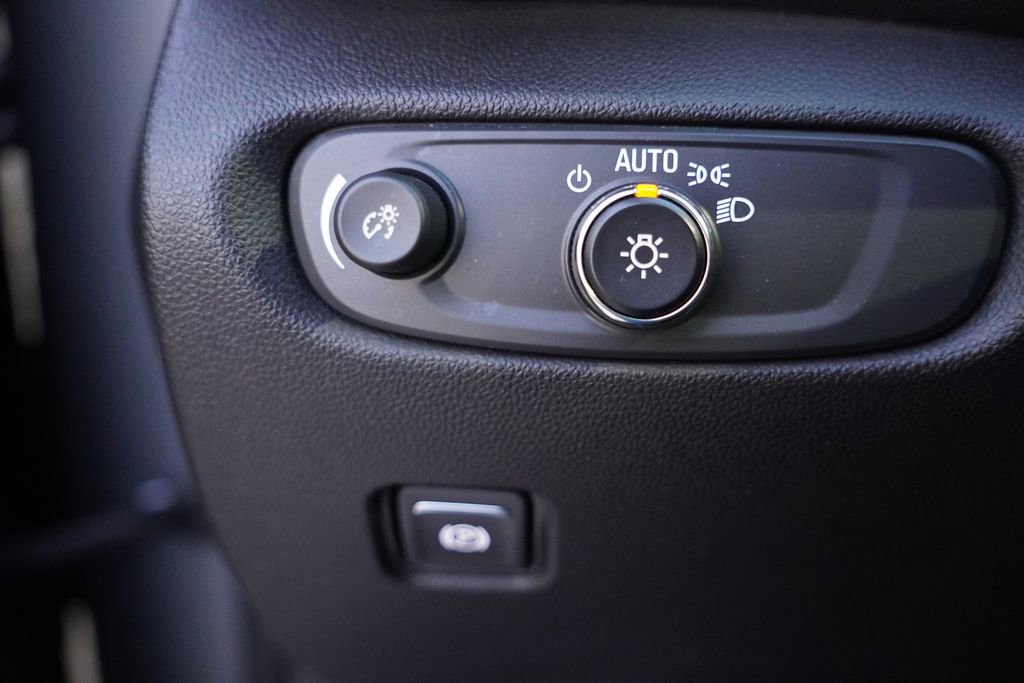 Certified 2023 Chevrolet Blazer LT w/ LPO, Floor Liner Package image 21