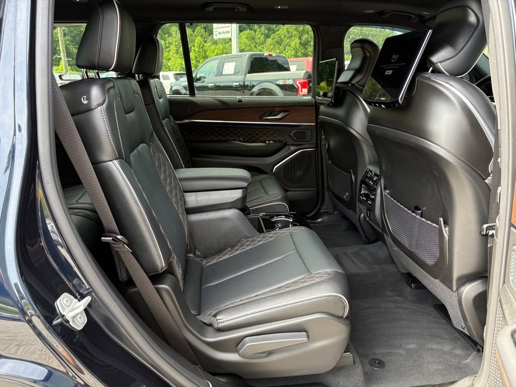 Used 2024 Jeep Grand Cherokee L Summit w/ Rear Seat Video Group I image 28