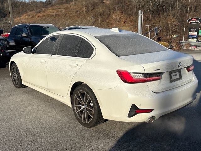 Used 2021 BMW 330i xDrive Sedan w/ Convenience Package image 3