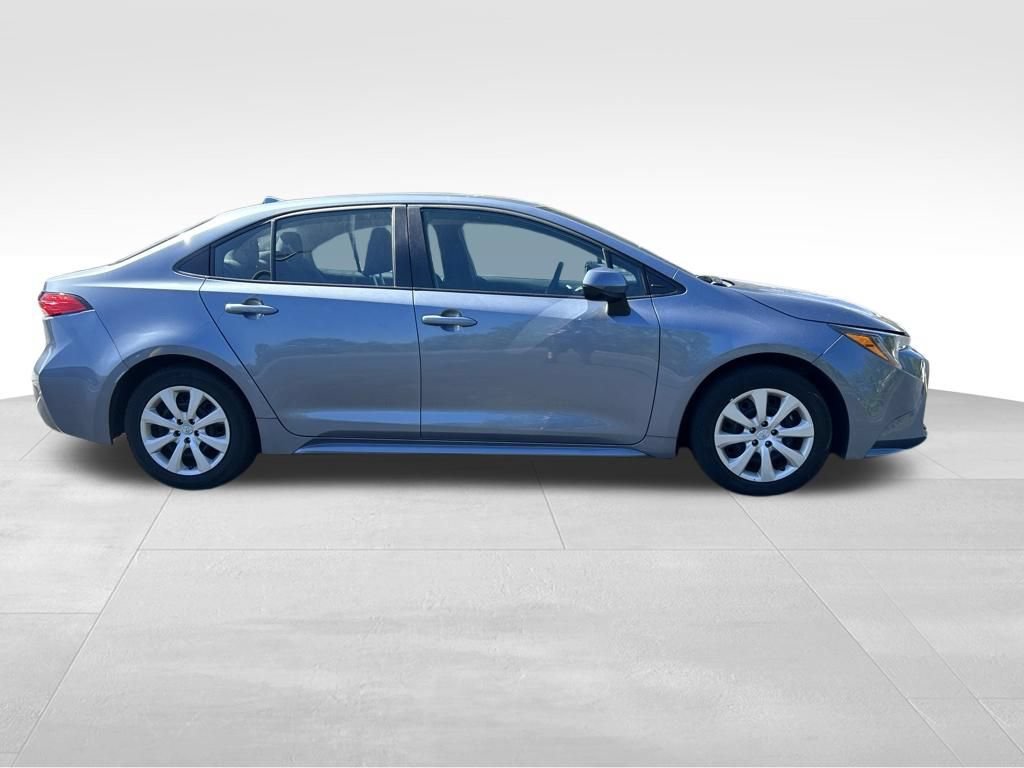 Certified 2025 Toyota Corolla LE FWD image 6