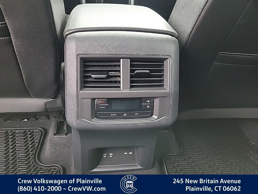 Certified 2023 Volkswagen Atlas SEL R-Line image 51