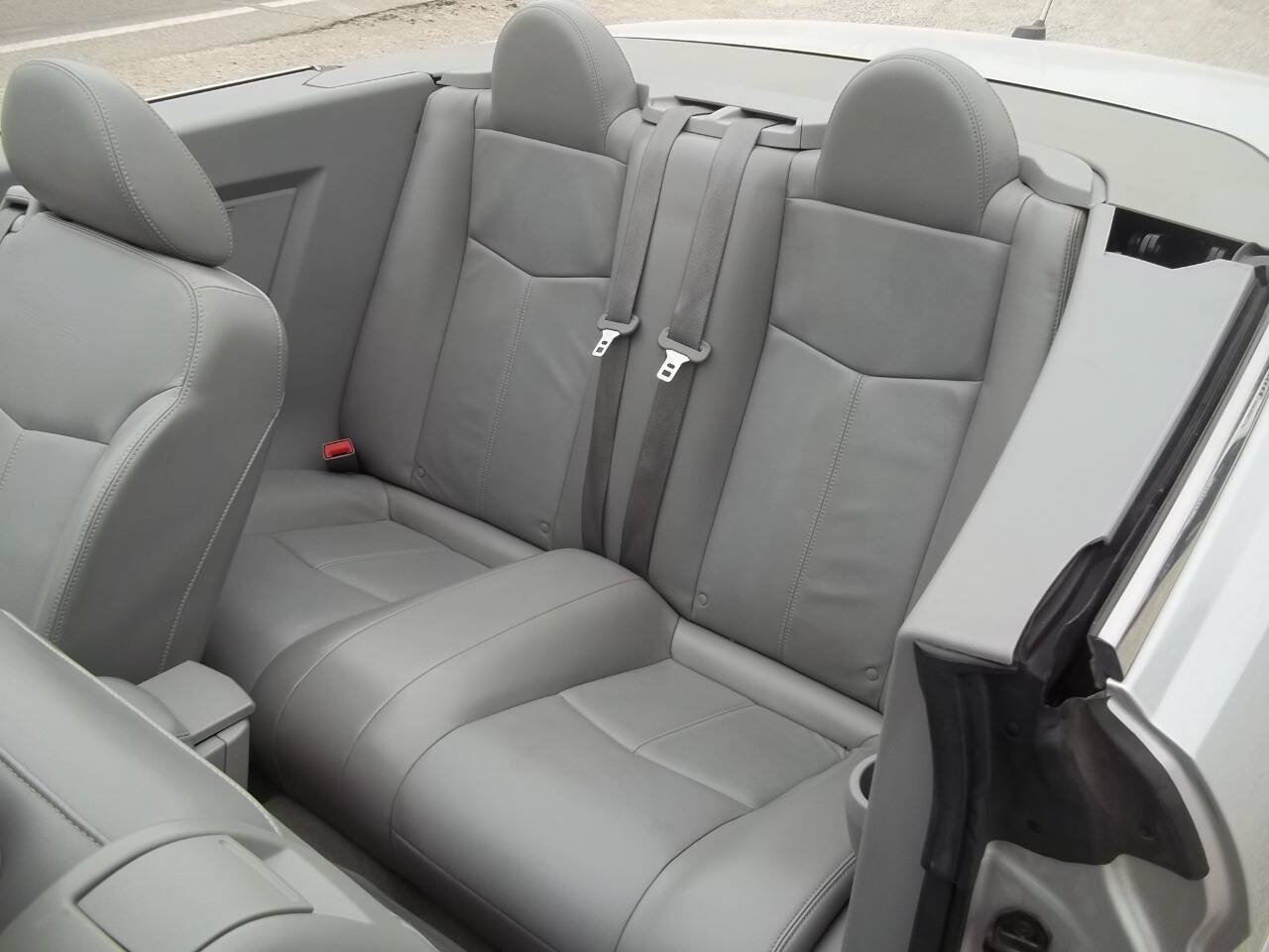 Used 2008 Chrysler Sebring Limited w/ Luxury Group FWD image 18