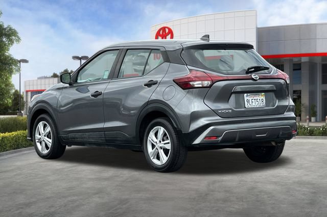 Used 2021 Nissan Kicks S FWD image 6