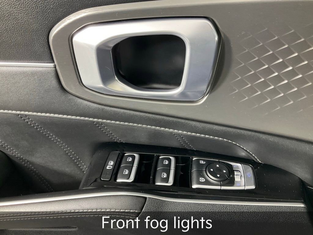 Used 2023 Kia Sorento SX image 19