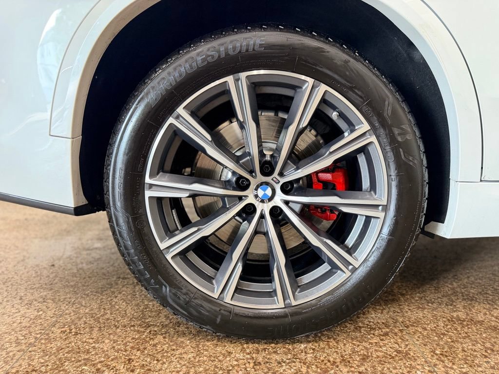 Used 2026 BMW X5 M60i AWD/4WD image 27