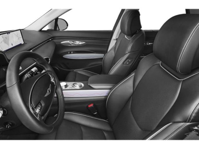 Used 2025 Genesis GV70 2.5T AWD/4WD image 12