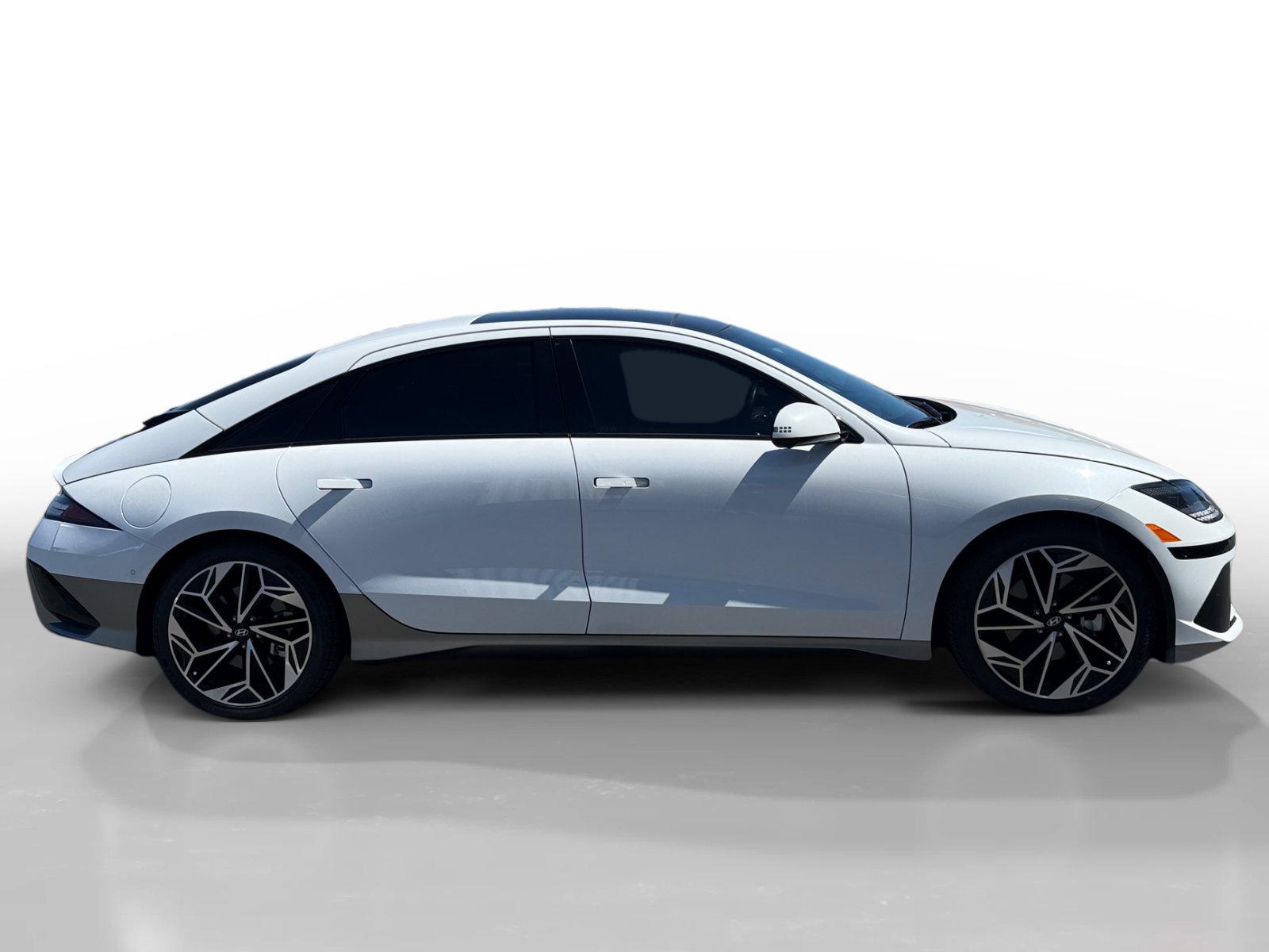 Used 2023 Hyundai Ioniq 6 Limited RWD image 6