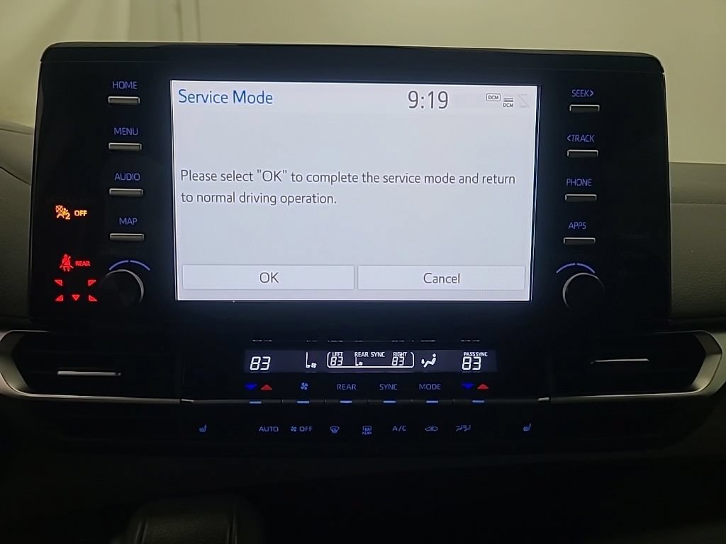 Used 2023 Toyota Sienna XLE AWD/4WD image 36