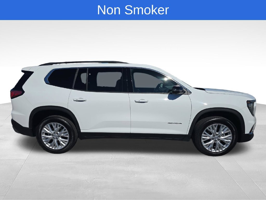 Used 2026 GMC Acadia Elevation w/ Elevation Premium Package FWD image 7
