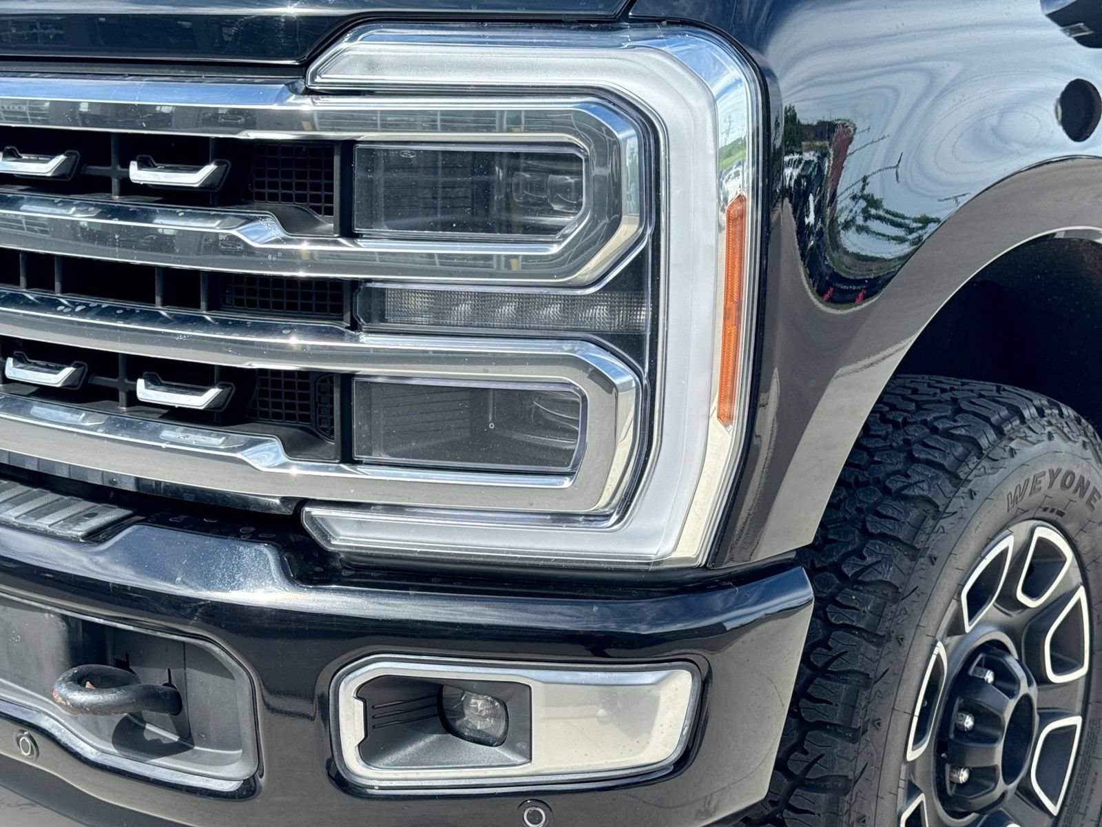 Used 2023 Ford F250 Platinum AWD/4WD image 13