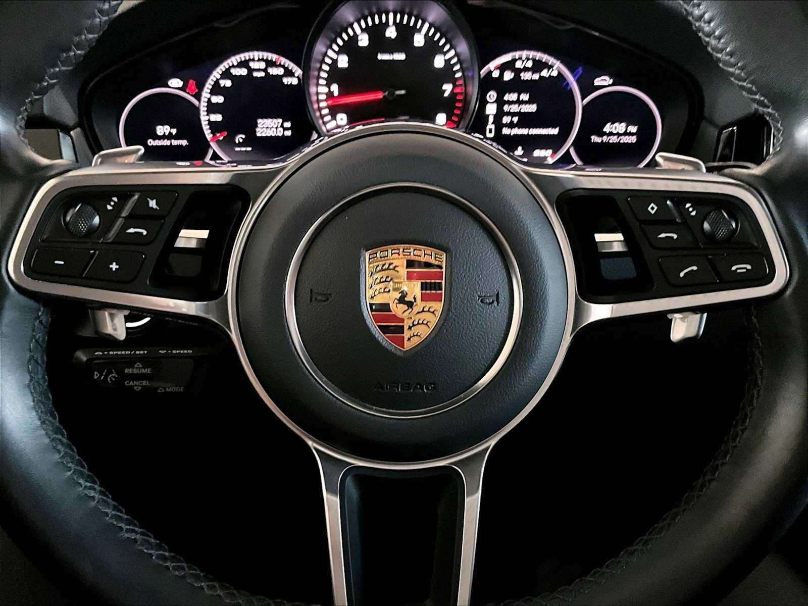 Used 2023 Porsche Cayenne image 18