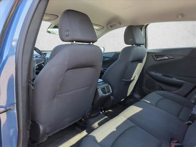 Used 2025 Chevrolet Malibu LT FWD image 16