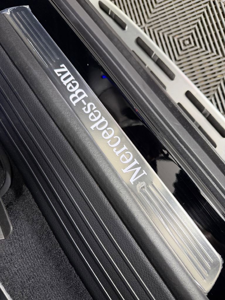 Used 2025 Mercedes-Benz GLE 450e 4MATIC image 48