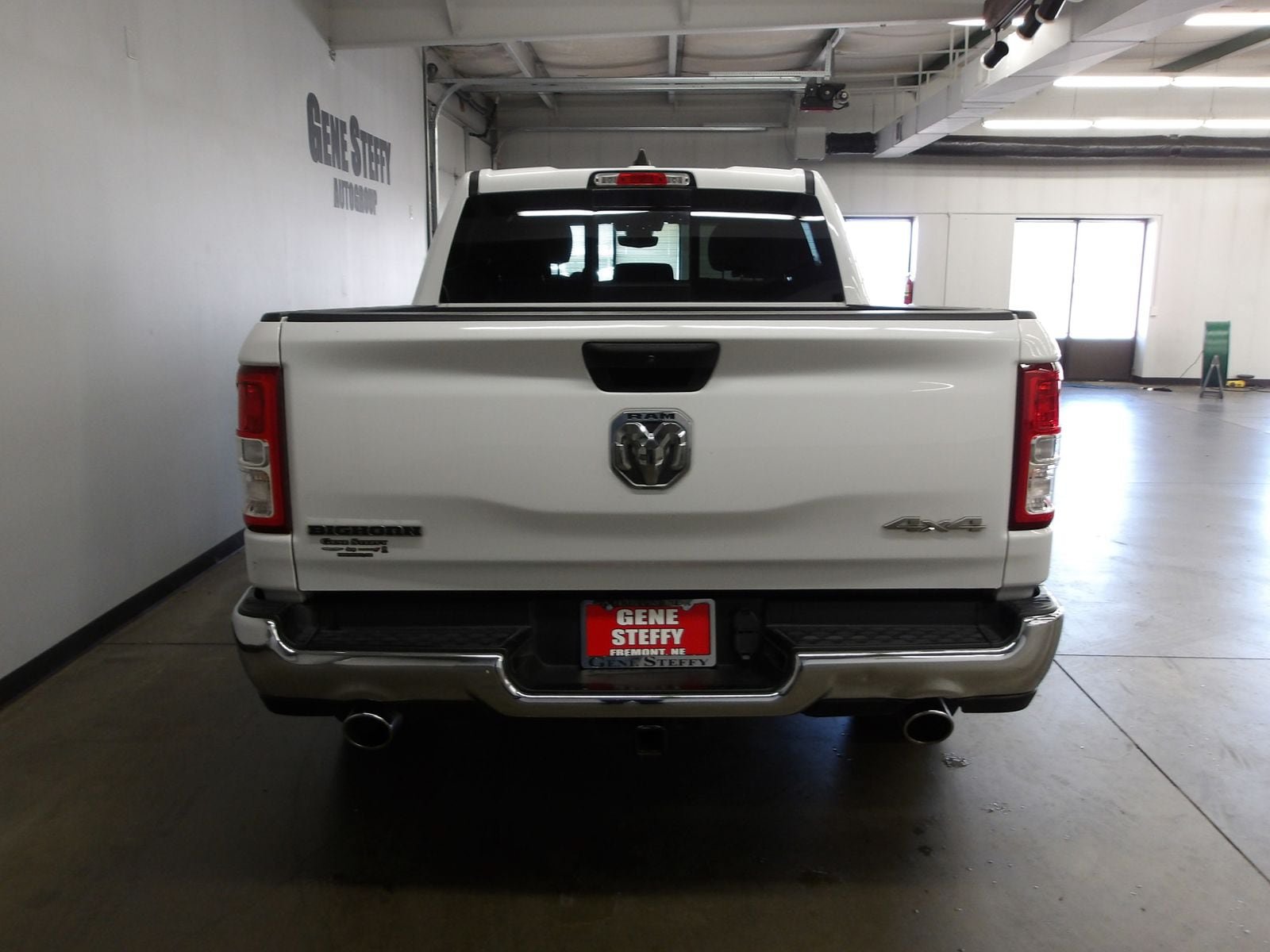 Used 2023 RAM 1500 Big Horn AWD/4WD image 4