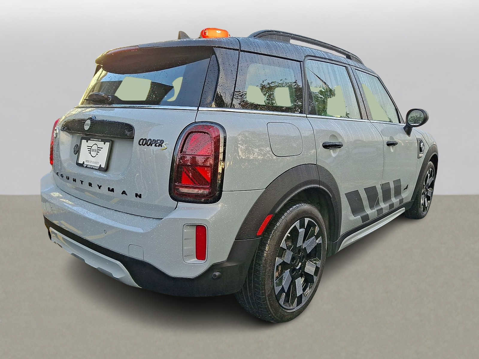 Certified 2023 MINI Cooper Countryman SE w/ Mini Untamed Edition image 4