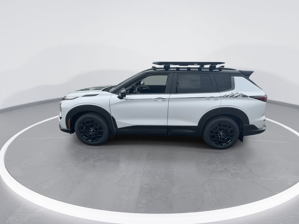 New 2026 Mitsubishi Outlander AWD image 5