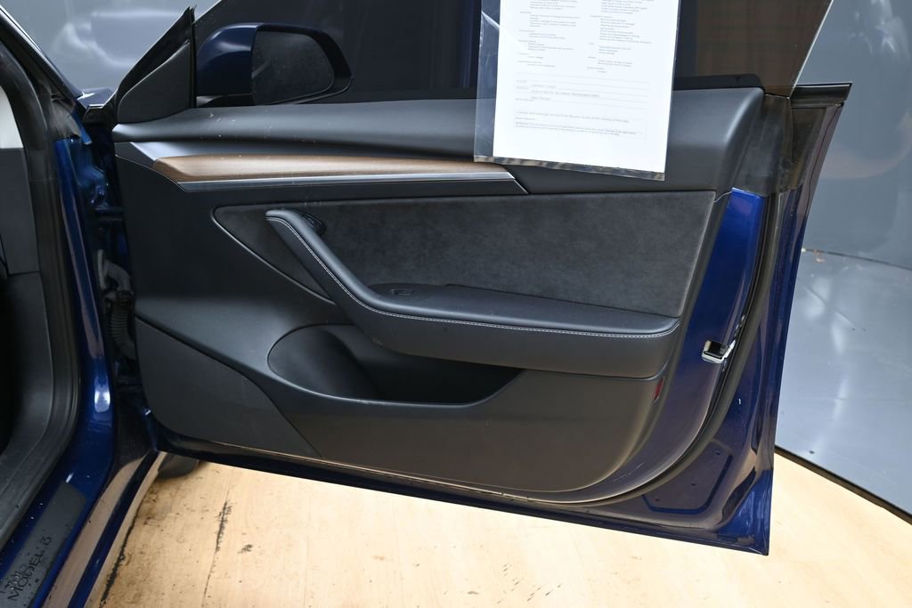 Used 2023 Tesla Model 3 Standard Range RWD image 39