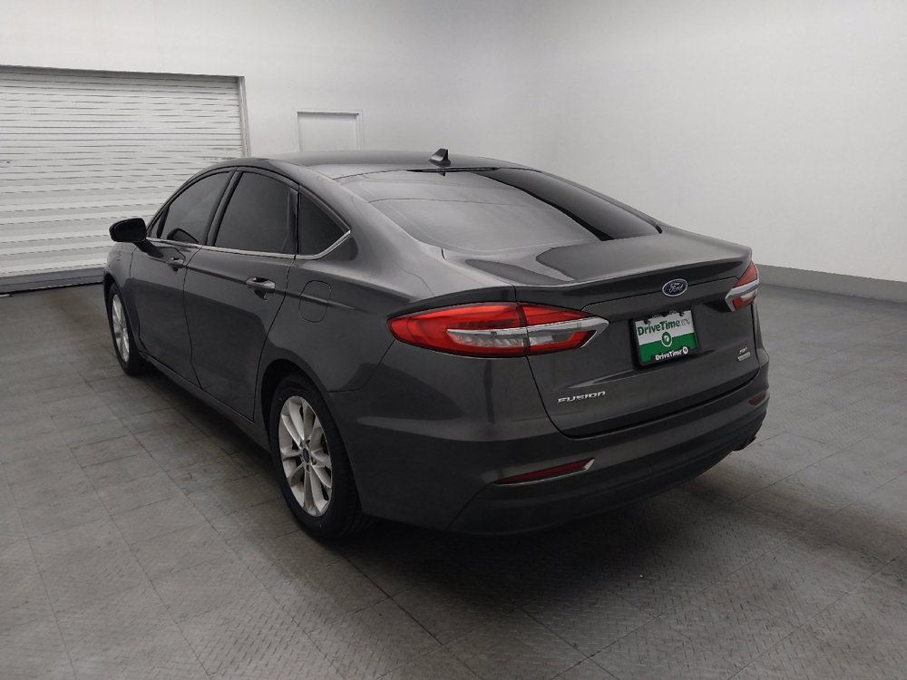 Used 2019 Ford Fusion SE FWD image 5
