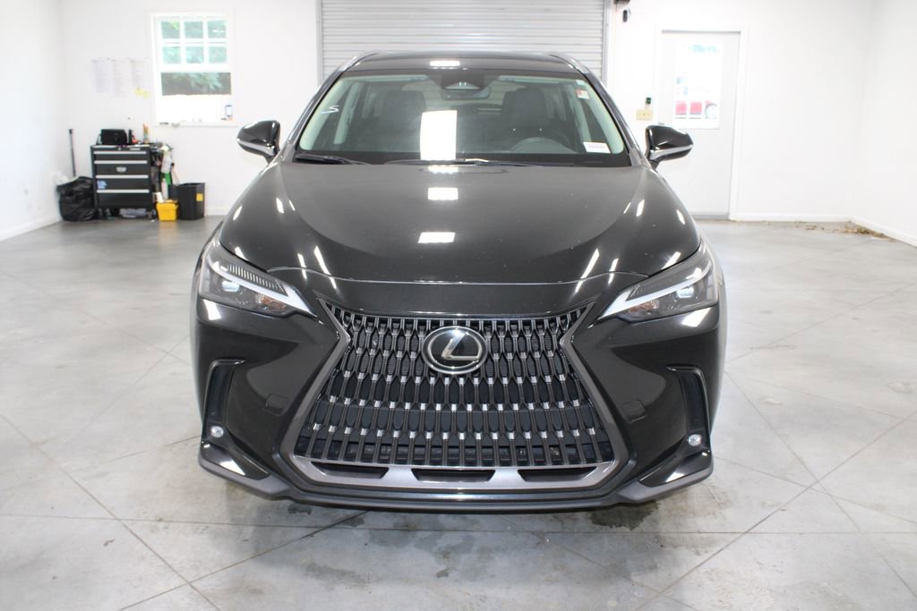Used 2024 Lexus NX 250 FWD w/ Towing Package (2000 Lbs) image 3