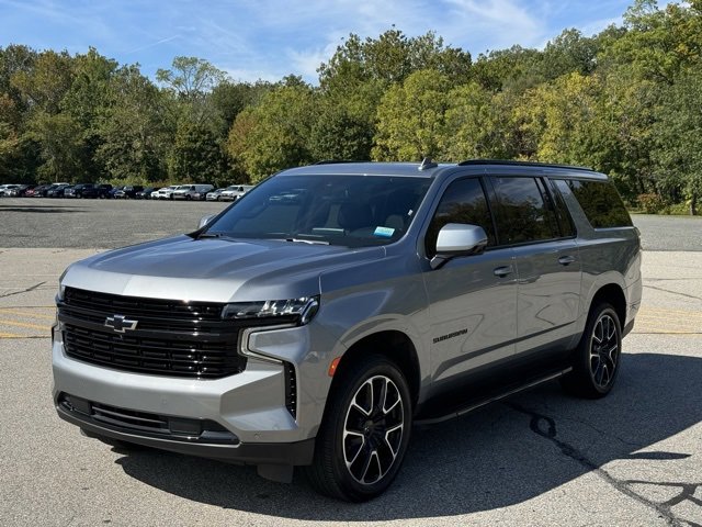 Used 2024 Chevrolet Suburban RST