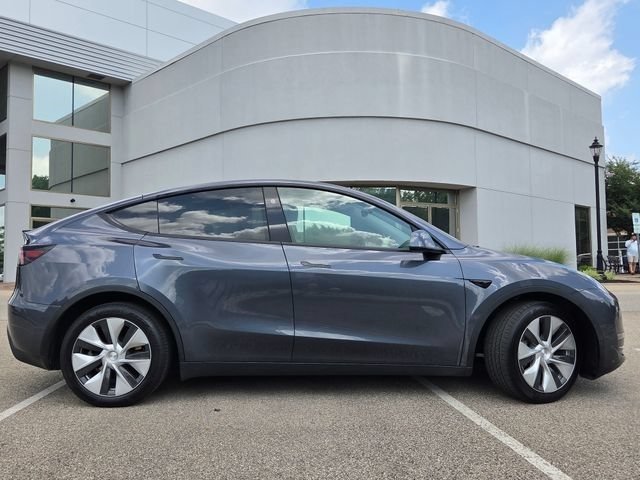 Used 2023 Tesla Model Y Long Range AWD/4WD image 28