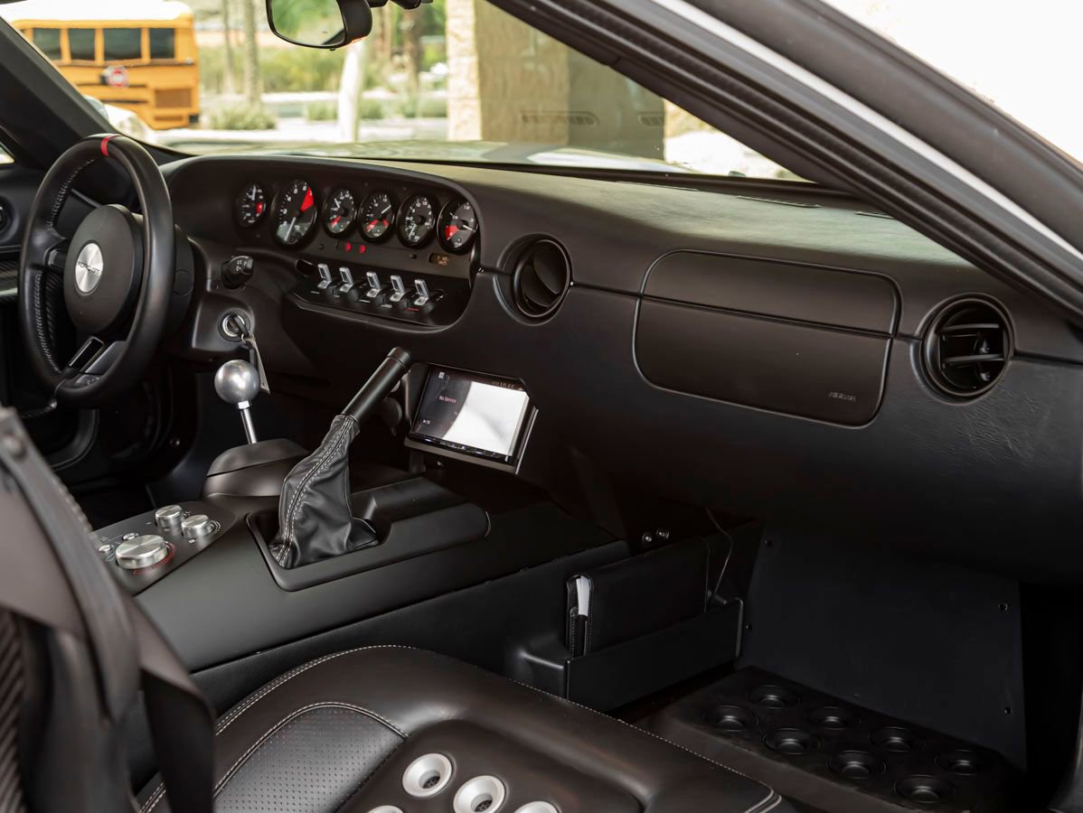 Used 2005 Ford GT image 37