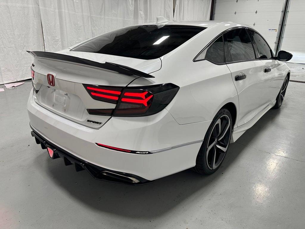 Used 2018 Honda Accord Sport image 7