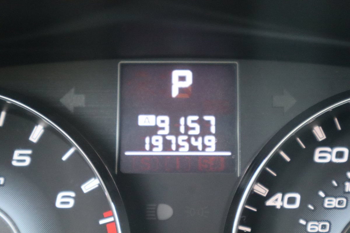 Used 2010 Subaru Outback 2.5i Premium AWD/4WD image 45