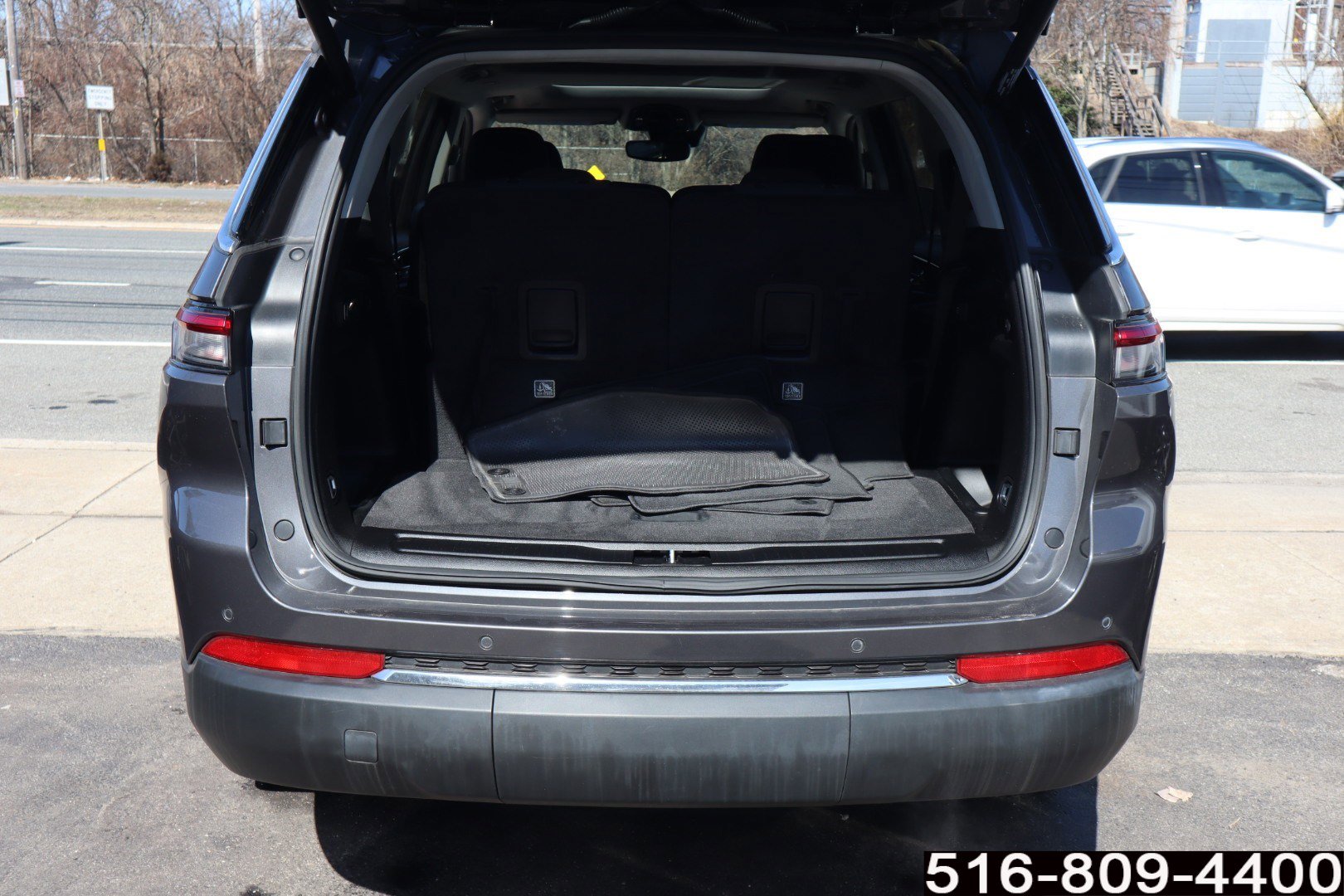 Used 2021 Jeep Grand Cherokee L Laredo w/ Luxury Tech Group I image 26