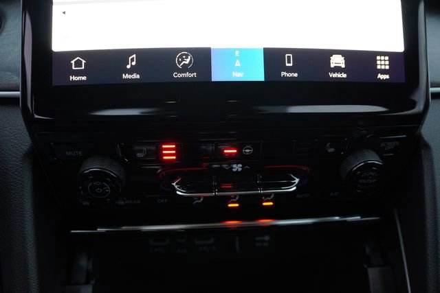 New 2025 Jeep Grand Cherokee Limited w/ Black Appearance Package image 15