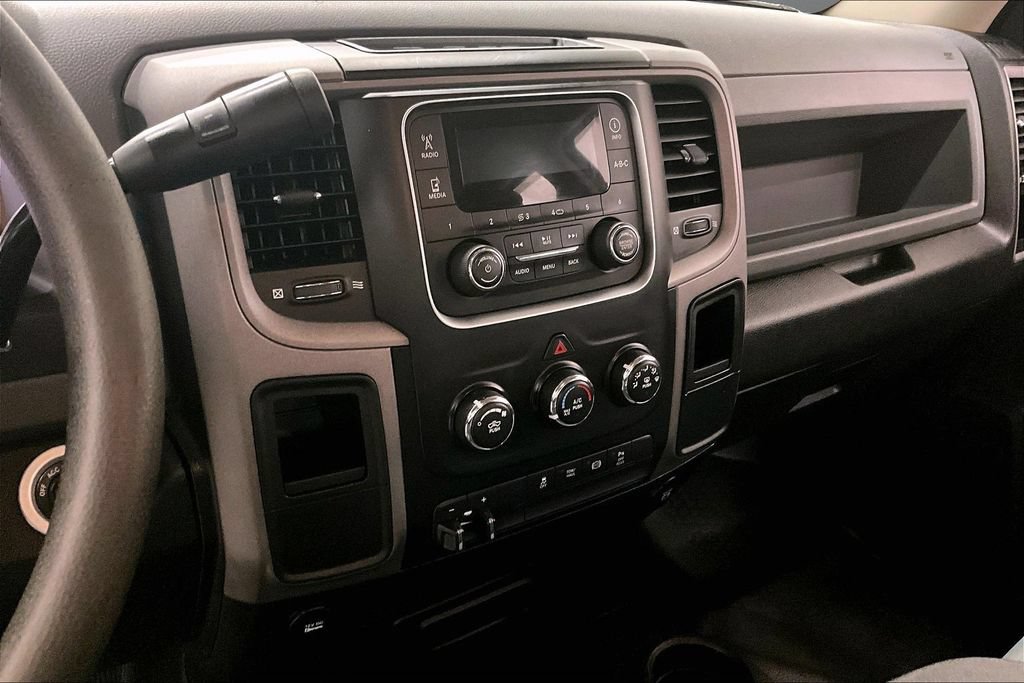 Used 2017 RAM 2500 Tradesman w/ Chrome Appearance Group AWD/4WD image 10