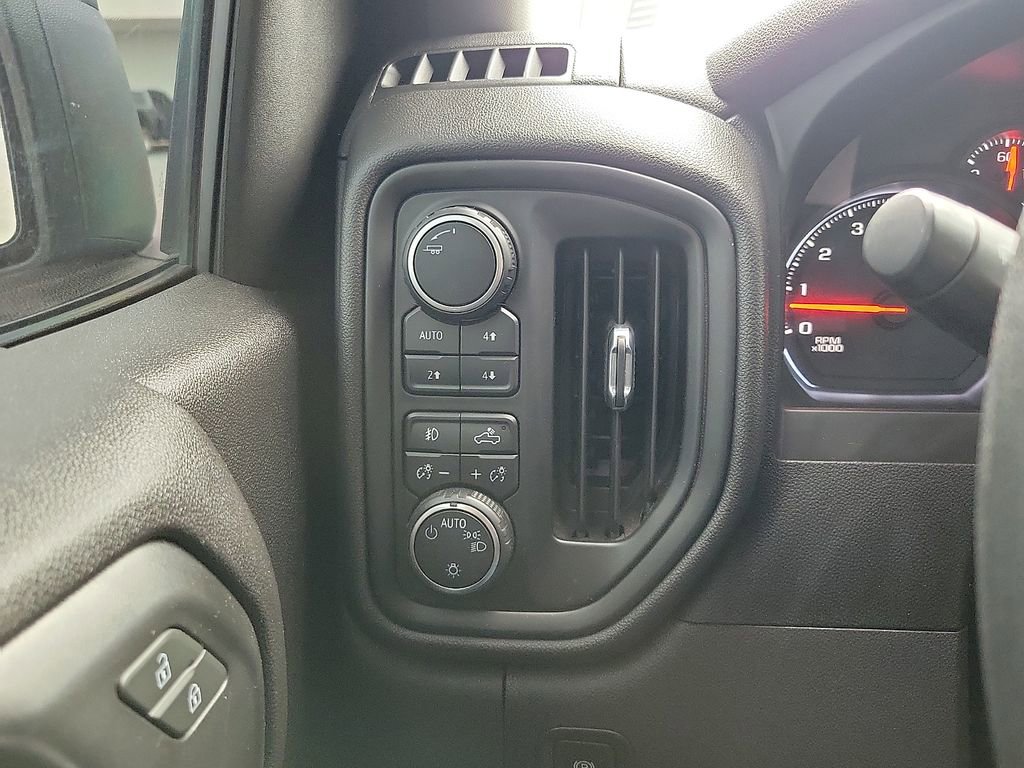 Used 2020 Chevrolet Silverado 1500 Custom Trail Boss w/ Custom Convenience Package AWD/4WD image 14