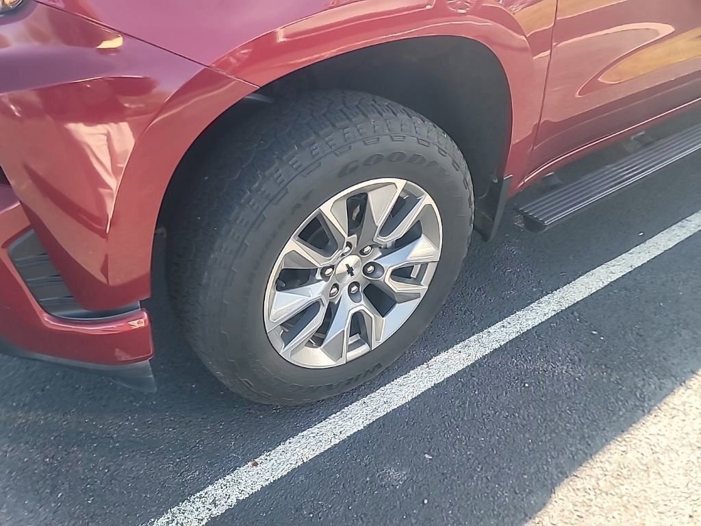 Used 2020 Chevrolet Silverado 1500 RST image 2