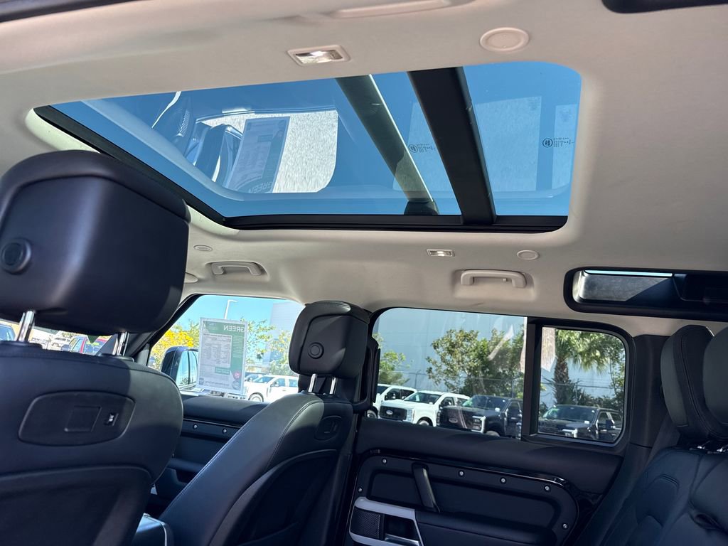 Used 2020 Land Rover Defender 110 HSE image 7