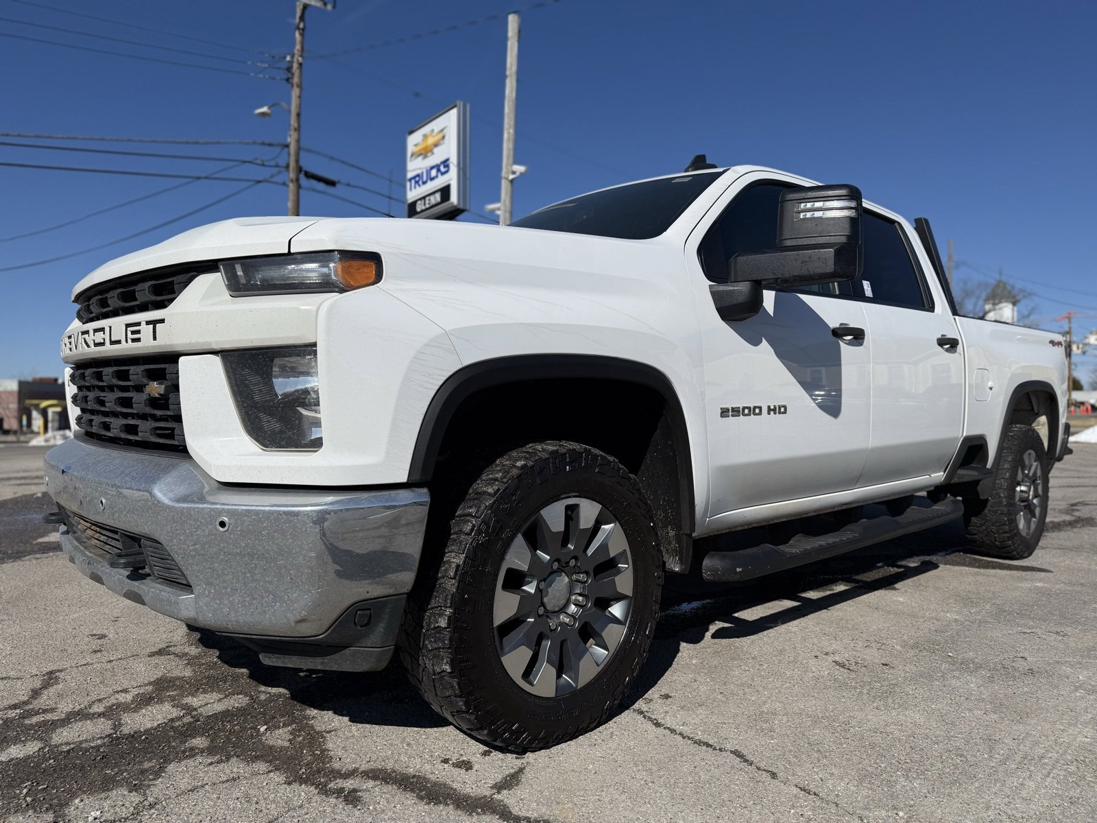 Used 2023 Chevrolet Silverado 2500 Custom w/ Custom Value Package image 2