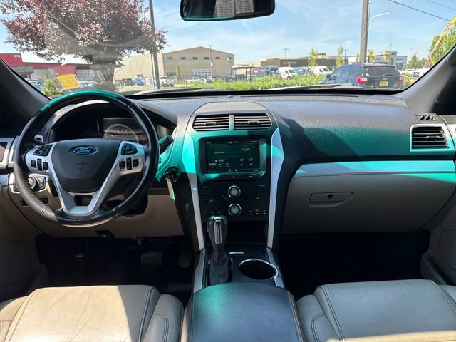 Used 2013 Ford Explorer XLT AWD/4WD image 11