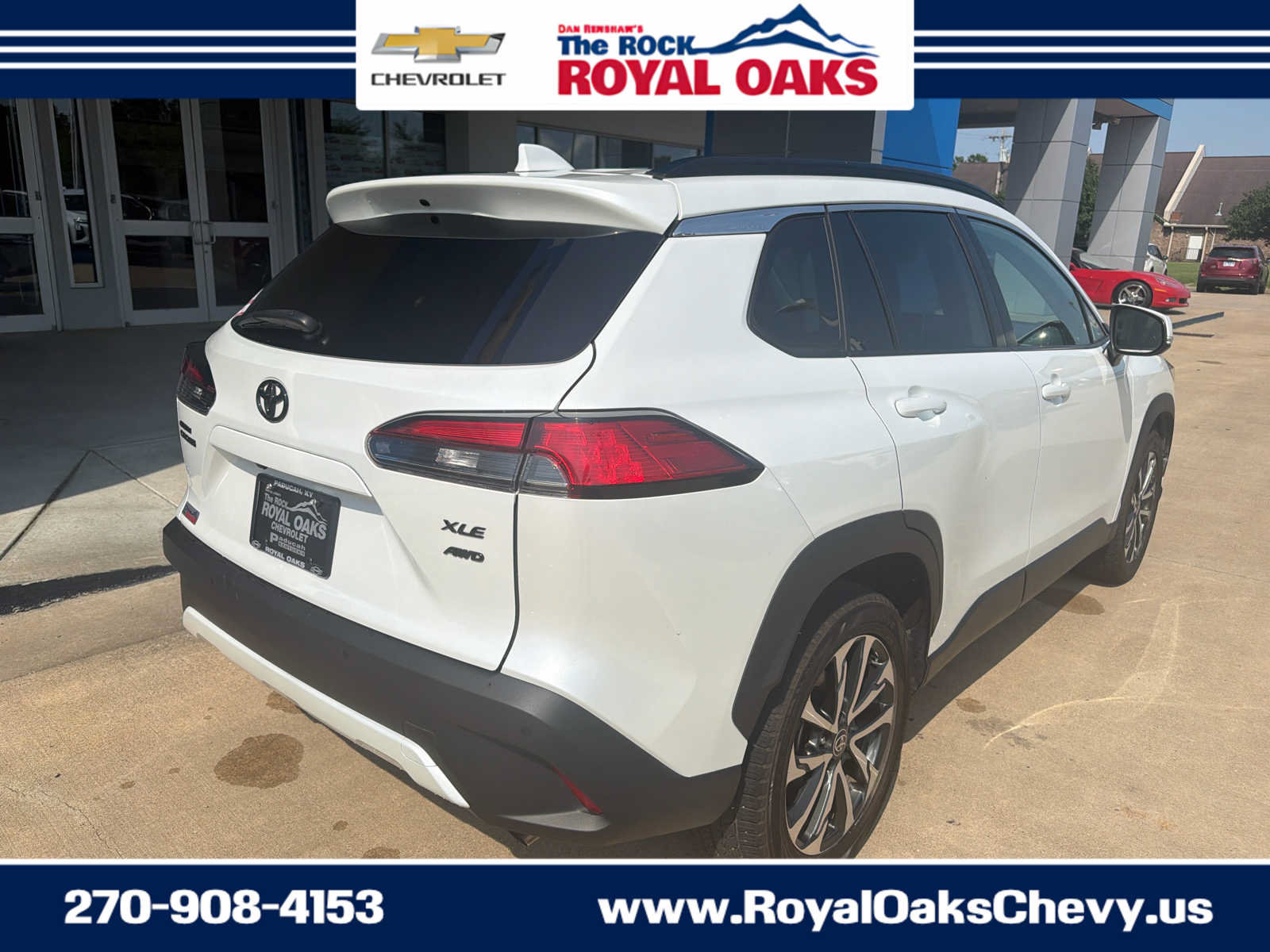 Used 2022 Toyota Corolla Cross XLE w/ Convenience Package AWD/4WD image 6