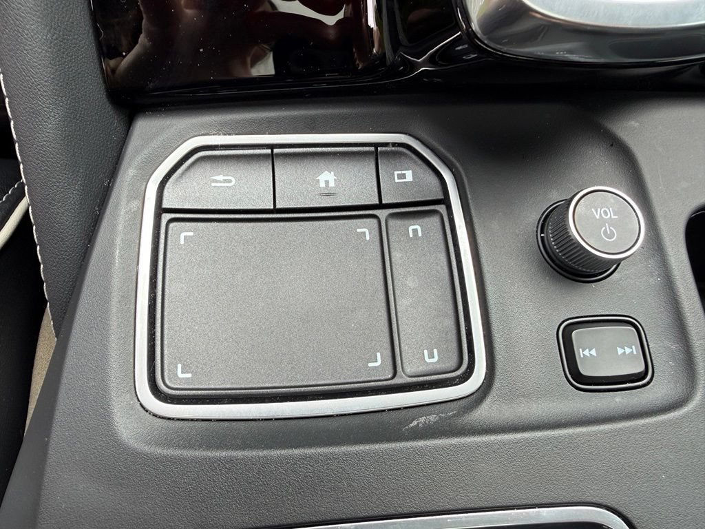 Used 2023 Acura MDX SH-AWD w/ Advance Package image 30