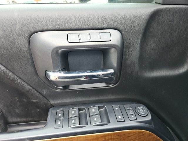 Used 2017 Chevrolet Silverado 1500 LTZ image 16