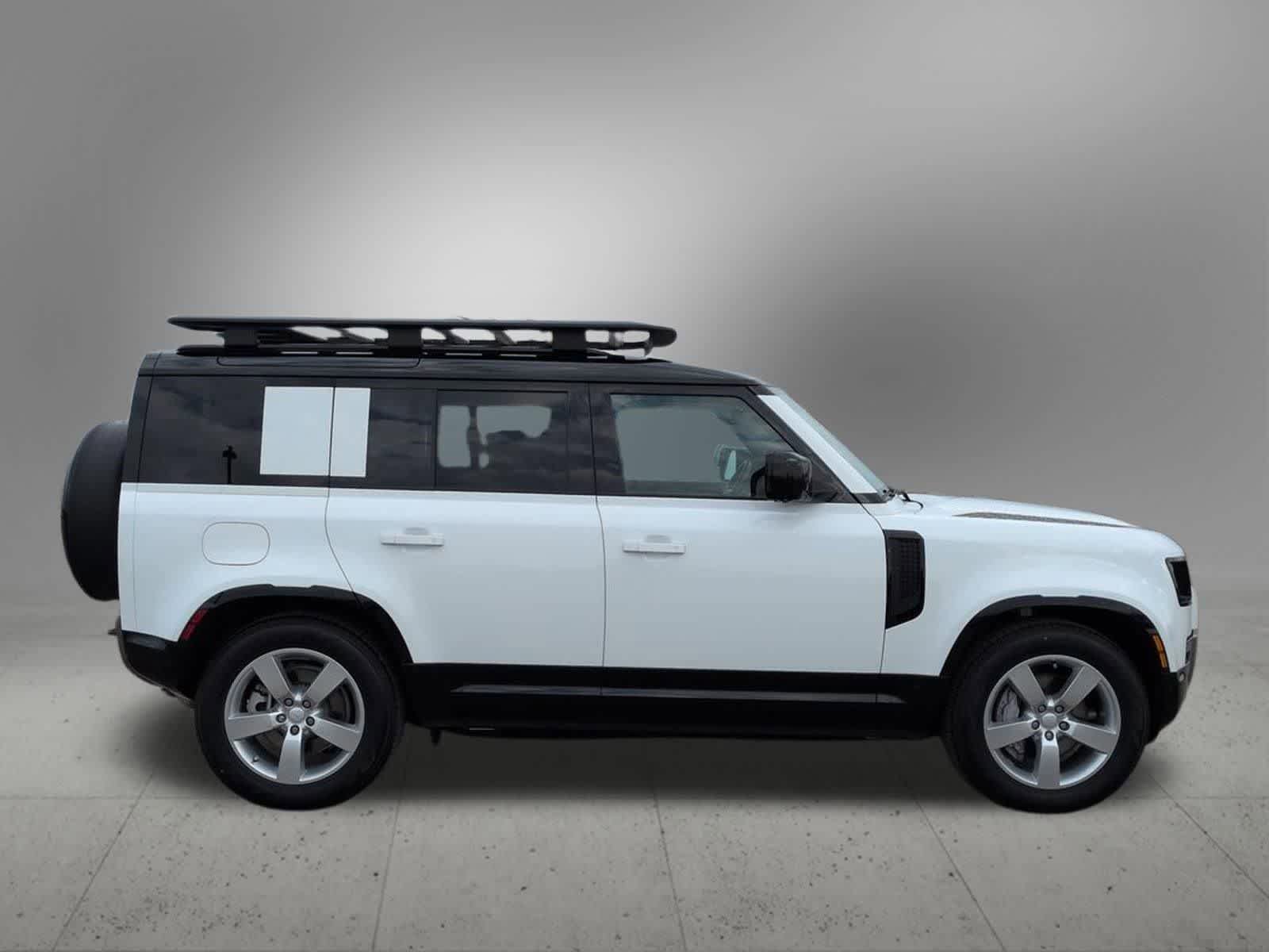 Certified 2025 Land Rover Defender 110 X-Dynamic SE image 7