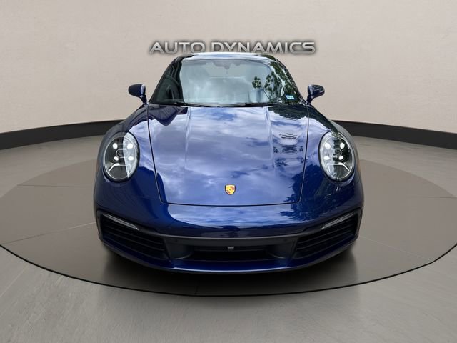 Used 2022 Porsche 911 Carrera RWD image 3