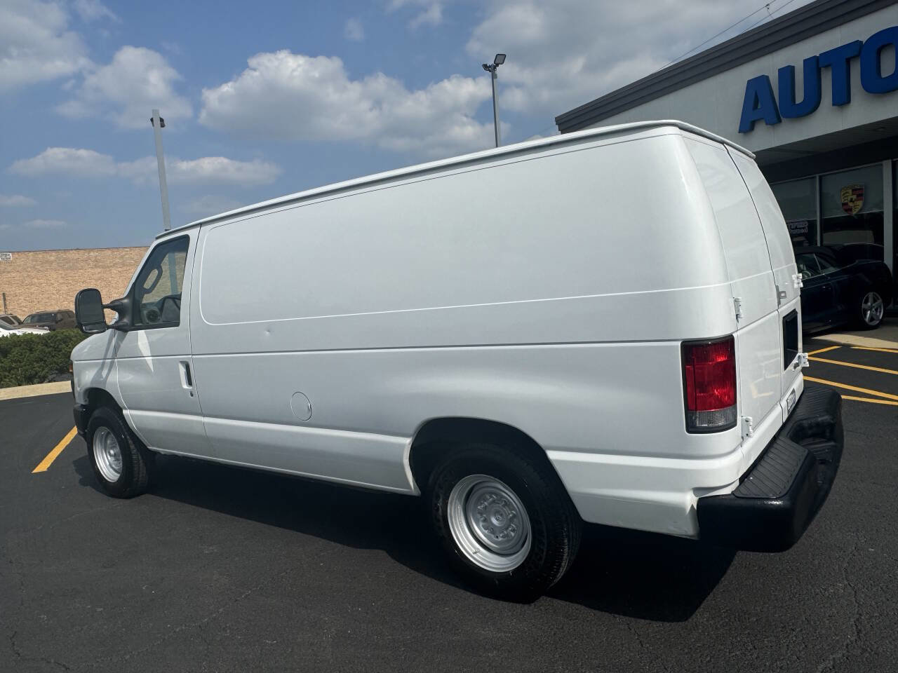 Used 2014 Ford E-150 and Econoline 150 w/ Commercial Cargo Van Package image 5
